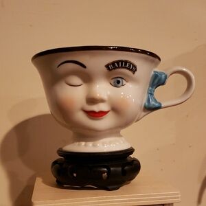 Baileys Winking Face Teacup